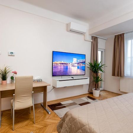 Budapest Deluxe Apartment With Free Car Park Buitenkant foto